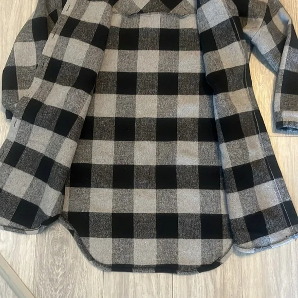 Long Shacket - Picture 7 of 12